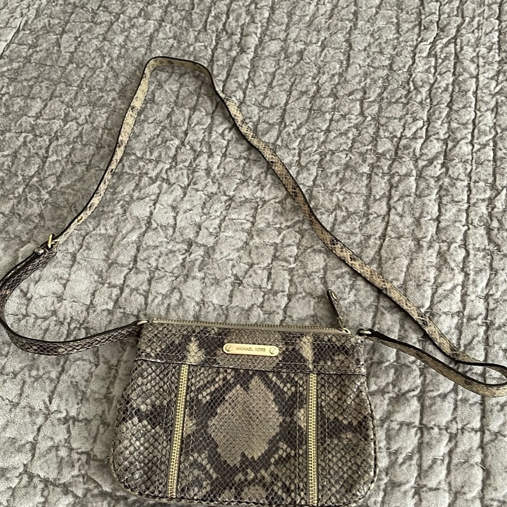 Michael Kors Crossbody Bag